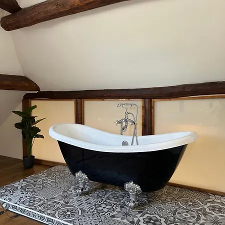 Saint Lambert Apartment